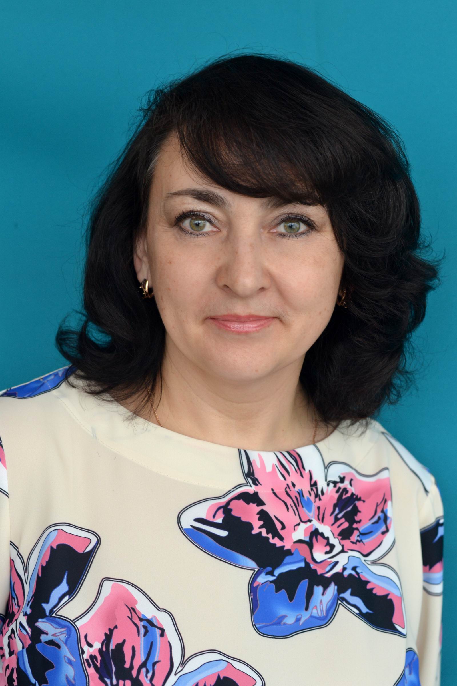 Янина Елена Валерьевна.